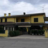Pizzeria Lord Joe Exterior