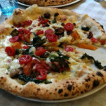 Pizza Babà Nourriture