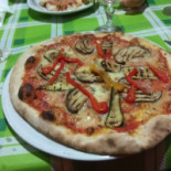 Pizzeria S'arghingiu food