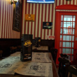 Little Square Café À l'intérieur
