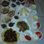 Su Nugoresu Nourriture