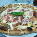 Pizzeria Ricciardi Il Duetto Comida