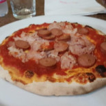 /pizzeria Napoli è food