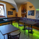 New Entry Pub Nourriture