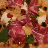 Lux Gourmet Nourriture