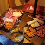 Buca 10 Comida