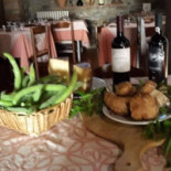 Hosteria La Tufa food