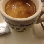 Caflisch Cafe' Nourriture