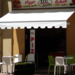 Pizza Kebab 1990 outside