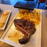Carnivere Comida