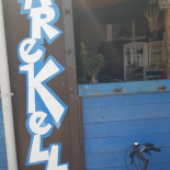 Marekella Dentro