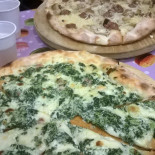 Pizzeria L'eclypse Di Mazzarella Maria Teresa Nourriture