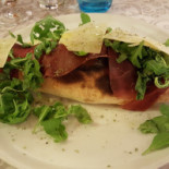 Pizzera Te Cevena Nourriture