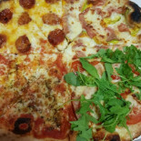 Maxi Pizza Nourriture