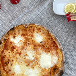 Pizzeria Replay food