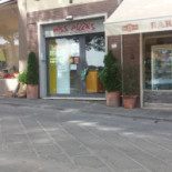 Miss Pizza's Extérieur
