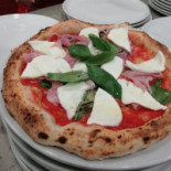 Pomodoro E Basilico Comida