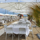 Follia Beach food