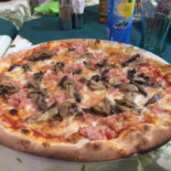 La Perla Comida