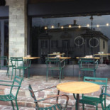 Locale Dentro