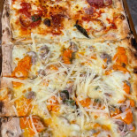 Tigabelas, Pizzeria E Innen