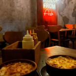 Ash Cafe' Dentro