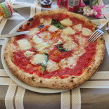 Pizzeria Divina Comida