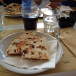 Madama Dorè Comida