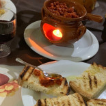 Alla Quiete Del Vecchio Pino Dentro