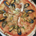 Pizzeria Da Mario E Giulia Nourriture