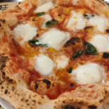 Hell's Pizza food