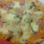 Pizza Okey food