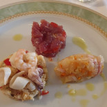Tre Cristi Enoteca food