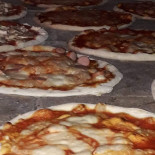 Otto Bistro Pizza food