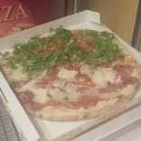 Pizza Pazza food