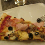 TourlÉ Lapizzeria E Ilgrill food