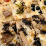 Pizzeria Lindoro food
