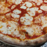 Caesar Pizzeria food