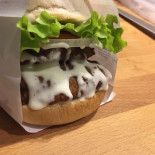 Willy's Fast Food food