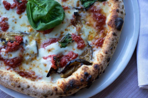 Ristorante Pizzeria Lounge Bar Boscomantico food