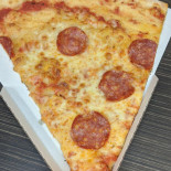 Pizza Mi food