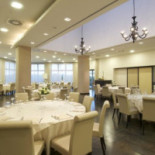 L'ostro Nourriture
