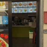Costantinopoli Kebab Pizzeria food