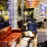 Doney À l'intérieur