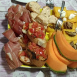 Luana Comida