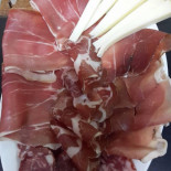Su Talleri Pegaso Comida