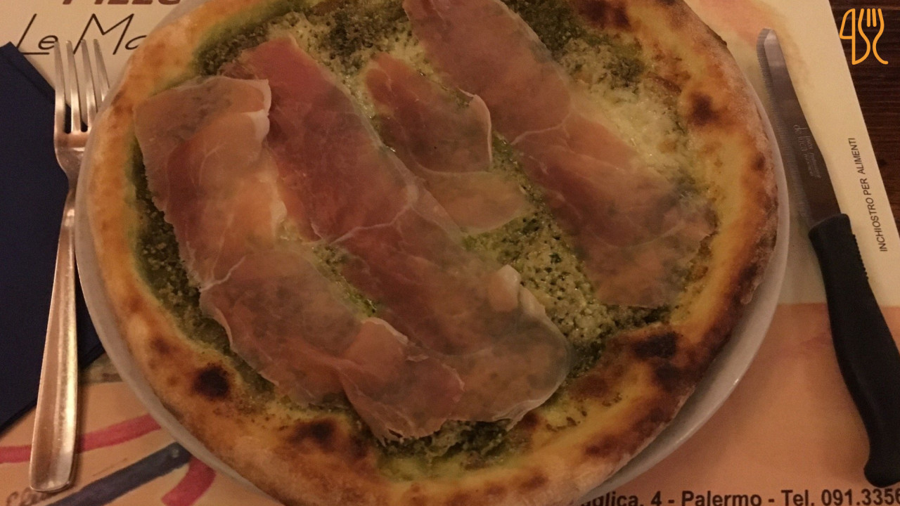 Le Maschere Dentro