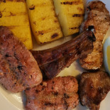 Le 3 Chitarre Comida