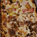 Saltingola Comida