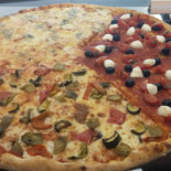 Pizzeria Parco Pizza food